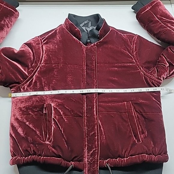 Rue 21 Burgundy Velvet Bomber Jacket Junior Size Small Winter Velor Coat - Picture 11 of 12